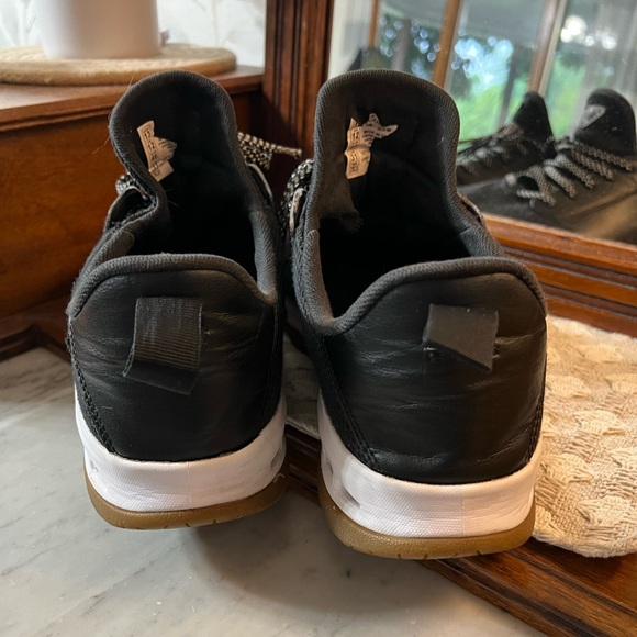 Columbia Men’s PFG Tamiami Sneakers - Picture 8 of 10